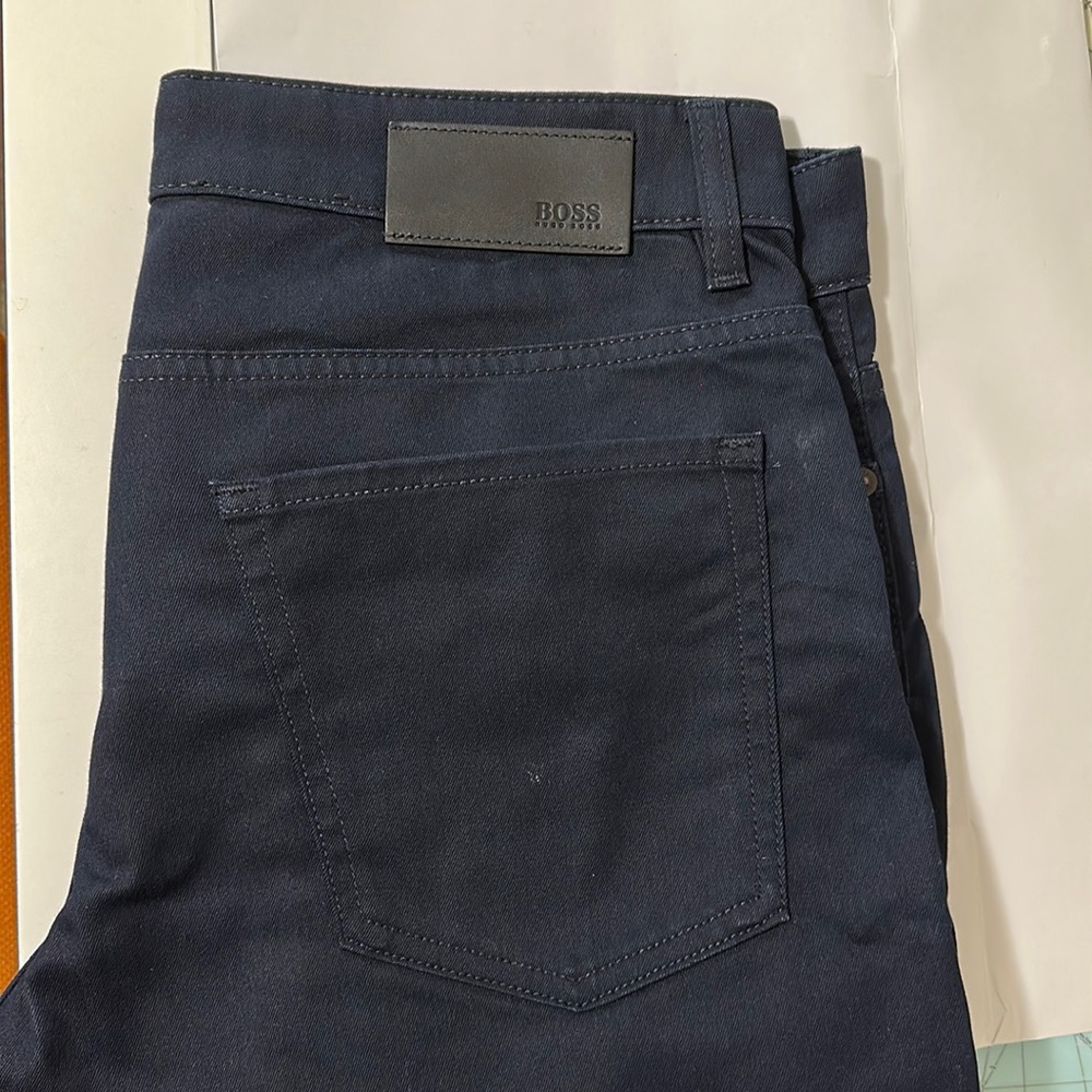 HUGO BOSS, Men’s Italian Denim dark wash jeans